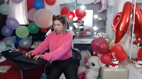 Snapshot of hot_sexy_bunny chatting on 02.17.25 hot sexy bunny online show from 02.17.25
