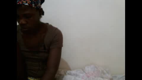 Snapshot of hot_shannia chatting on 10.30.25 hot_shannia online show from 10.30.25