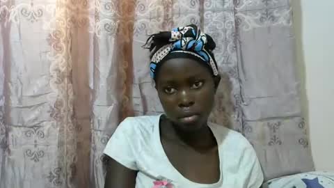 hot_shawrry online show from 01.26.25