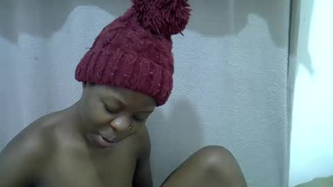 Snapshot of hot_shayla chatting on 07.12.26 esiiii online show from 07.12.26