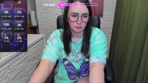 Snapshot of hot_squirtgirl chatting on 12.23.24 Vasilisa online show from 12.23.24