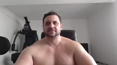 Snapshot of hot_stefano1 chatting on 02.20.25 Stefano.. online show from 02.20.25