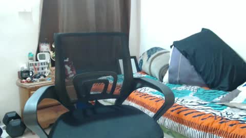 Snapshot of hotandpower10 chatting on 12.27.24 Hot and PowerHOPE U MISS ME online show from 12.27.24