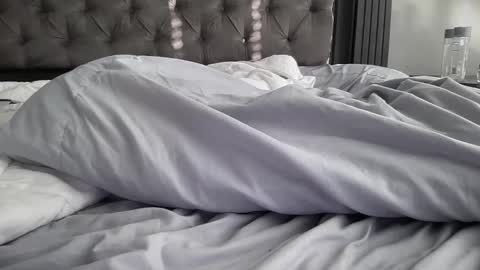 Ember online show from 11.26.25