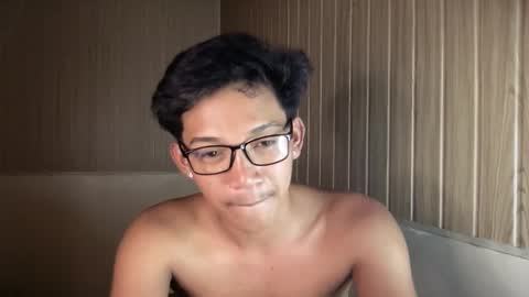 Snapshot of hotasian_jerome chatting on 05.10.26 hotasian_jerome online show from 05.10.26