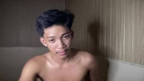 Snapshot of hotasian_jerome chatting on 05.17.26 hotasian_jerome online show from 05.17.26