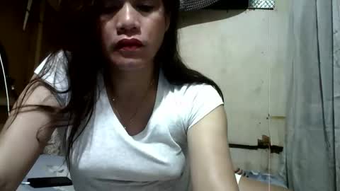 Snapshot of hotasian_pinayx chatting on 09.21.25 hotasian_pinayx online show from 09.21.25