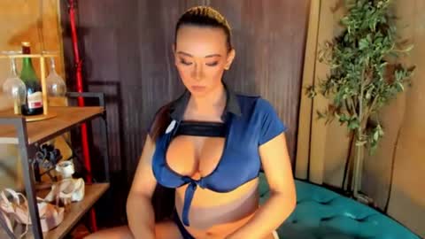 Snapshot of hotasianjane chatting on 07.18.26 Jane online show from 07.18.26