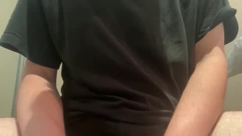 Snapshot of hotaussieguy241 chatting on 12.18.25 M24 AUS 64 online show from 12.18.25