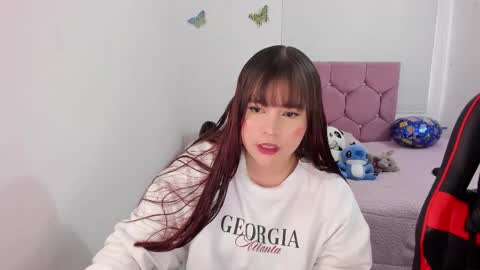 Snapshot of hotbbcwife chatting on 11.27.25 lesly and ander online show from 11.27.25