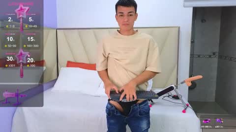 hotboy21_ online show from 10.01.25