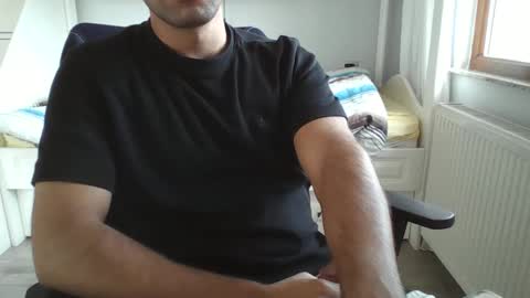 Snapshot of hotboy975334 chatting on 10.24.25 Alp online show from 10.24.25