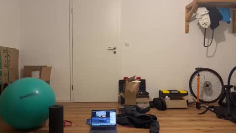 hotboyfeet92 online show from 01.28.25