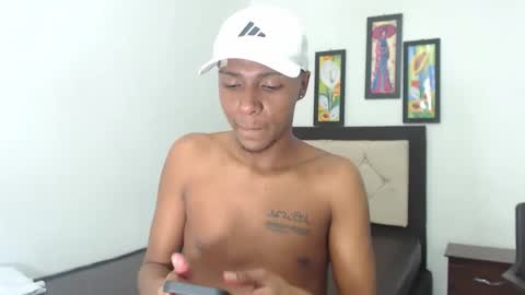 Snapshot of hotboyluxe chatting on 02.27.26 hotboyluxe online show from 02.27.26