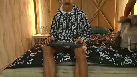 hotcouple_222 online show from 12.22.25