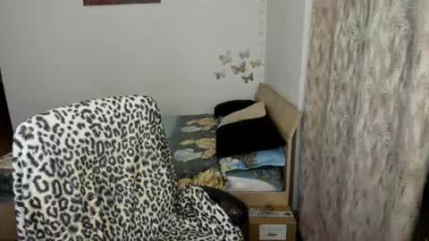 KRISS LUNA online show from 11.29.25