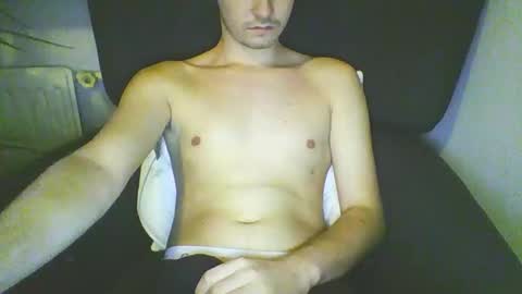 Hotdutchtwink22 online show from 10.10.25