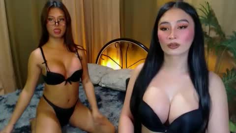 Snapshot of hotevatrans chatting on 11.20.25 EVA online show from 11.20.25