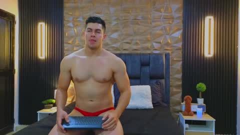 felipe  marcello online show from 01.31.25