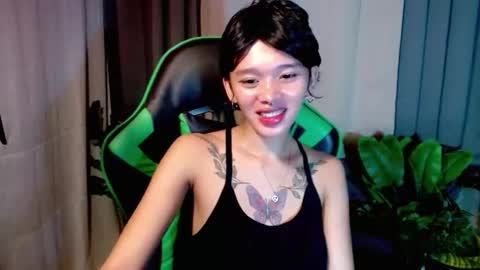 hotgirlronaxx online show from 12.14.25