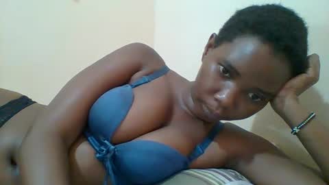 Snapshot of hotgodees chatting on 02.16.25 Queen online show from 02.16.25