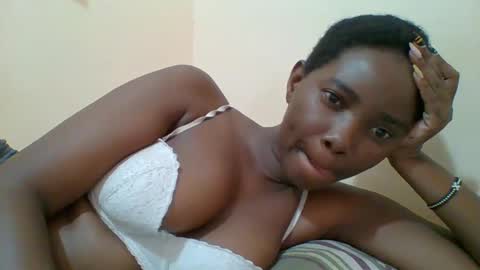 Snapshot of hotgodees chatting on 03.06.25 Queen online show from 03.06.25