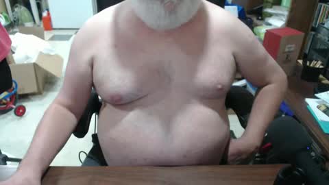 Snapshot of hotgrandpa594u chatting on 10.20.25 hotgrandpa594u online show from 10.20.25