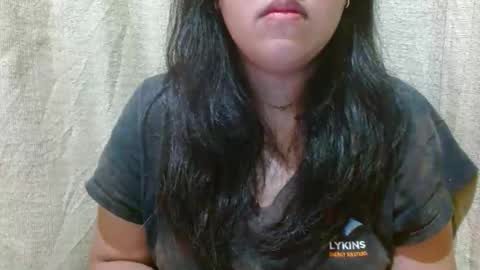 hotiemorenagurl18 online show from 10.08.25