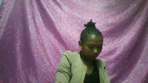 veronique online show from 10.29.25