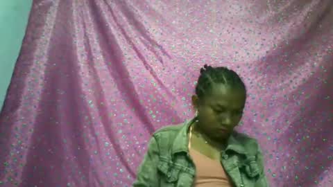 veronique online show from 11.21.25