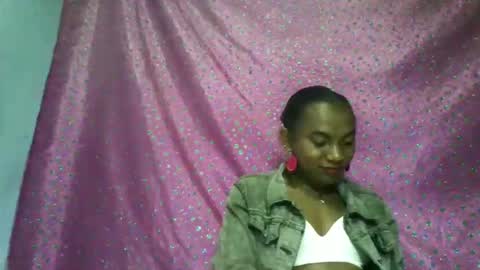 veronique online show from 11.22.25