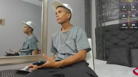 Hotkoljei online show from 01.10.25