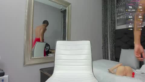 Hotkoljei online show from 02.04.25