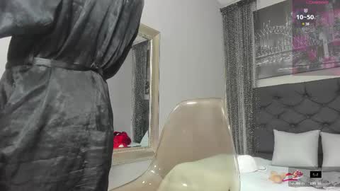 Hotkoljei online show from 02.18.25