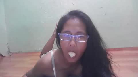 hotladypinay32 online show from 09.30.25