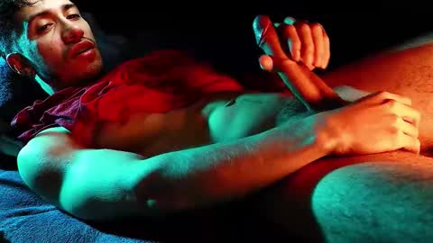 Hotlatinking online show from 02.17.26