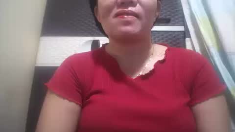 Snapshot of hotmatureladyxxx chatting on 12.16.25 hotmatureladyxxx online show from 12.16.25