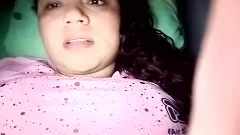 Snapshot of hotmaturelatin chatting on 02.05.25 JADE online show from 02.05.25