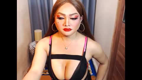 Snapshot of hotmistressmorgana chatting on 01.19.25 morgana online show from 01.19.25