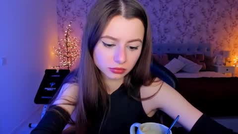 hotmolly_ online show from 03.06.26