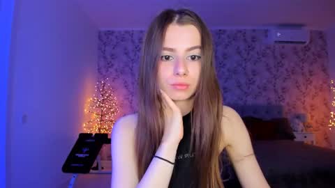 hotmolly_ online show from 07.04.26