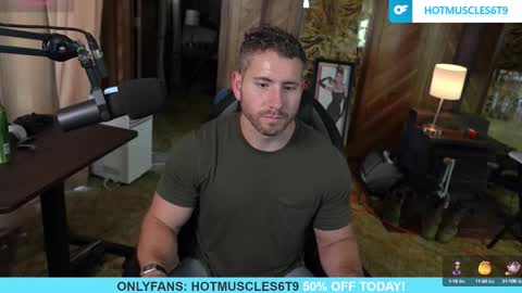 hotmuscles6t9 online show from 10.14.25