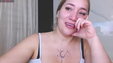 Sussy Bloom  online show from 03.10.26