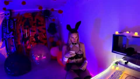 hotprincess2hot online show from 10.31.25