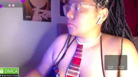 Snapshot of hotsweet2025 chatting on 10.16.25 lanna online show from 10.16.25