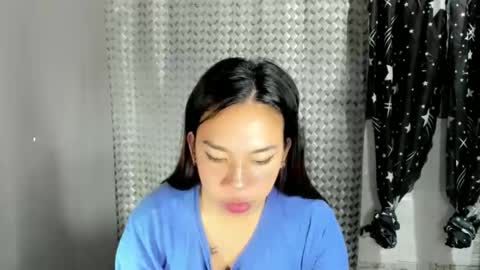 Snapshot of hott_cumforyou chatting on 05.19.26 jelaigrande online show from 05.19.26