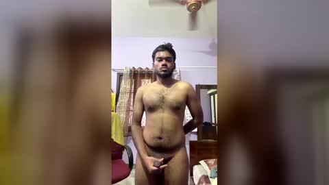 Snapshot of hottamilguy01 chatting on 03.18.26 hottamilguy01 online show from 03.18.26