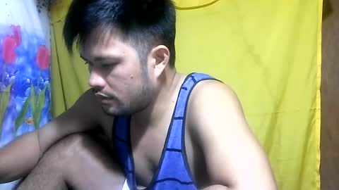 Snapshot of hottestpinoy2323 chatting on 08.01.26 HottestPinoy32 online show from 08.01.26