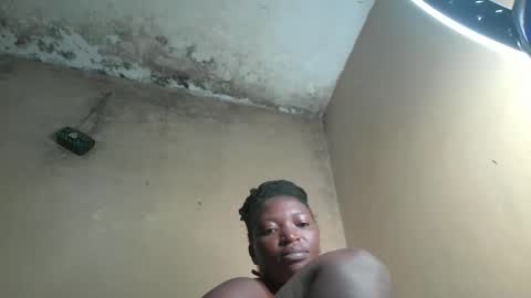 Snapshot of hottie_amor chatting on 03.18.26 AMOR online show from 03.18.26