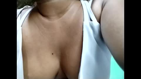 Snapshot of hottie_mama2022 chatting on 03.01.26 Lyn online show from 03.01.26